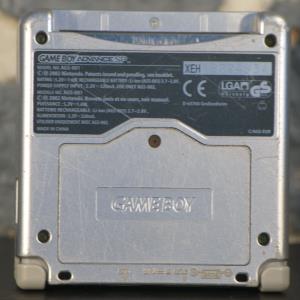 Game Boy Advance SP - Silver (02)